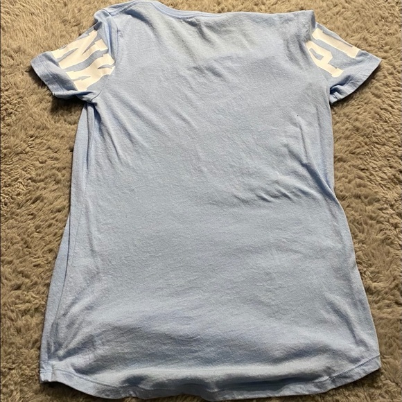 Victoria’s Secret PINK logo Tee - Picture 2 of 2